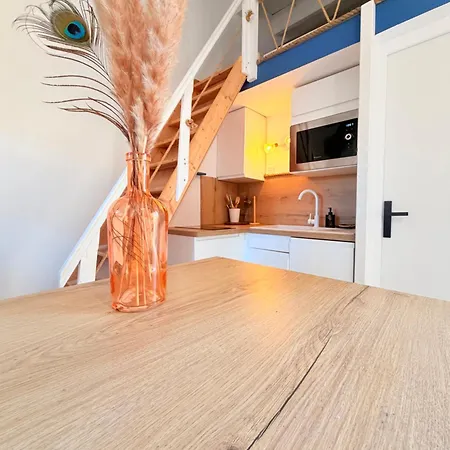 Le Parfum Bleute Daire Agde